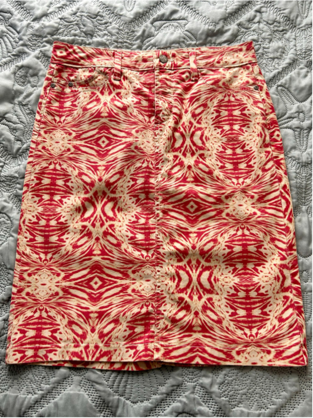 NYDJ Red Cream Abstract Print Denim Mini Skirt Size 4 Stretch